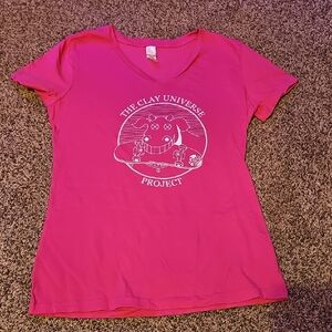 District Fuchsia Tee